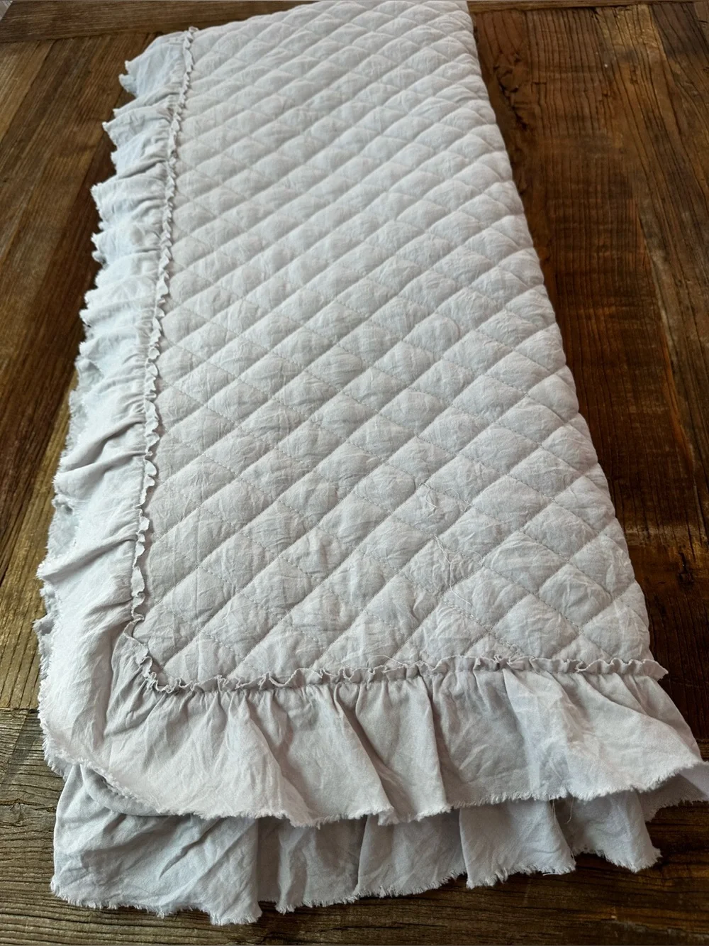 Ruffled Quilted Bed Throw in Light gray - Unbranded